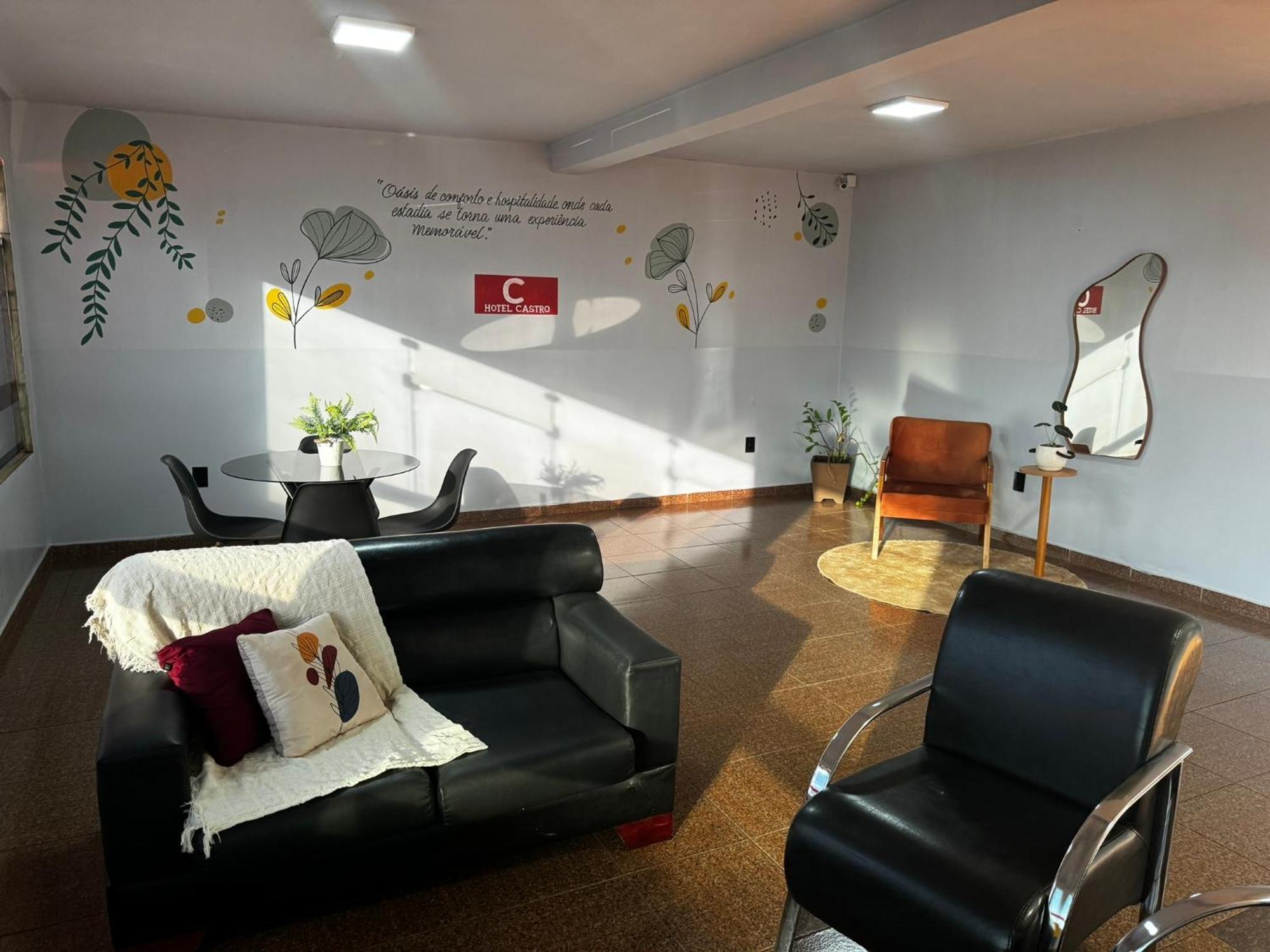 Hotel Castro Ітумбіара Екстер'єр фото